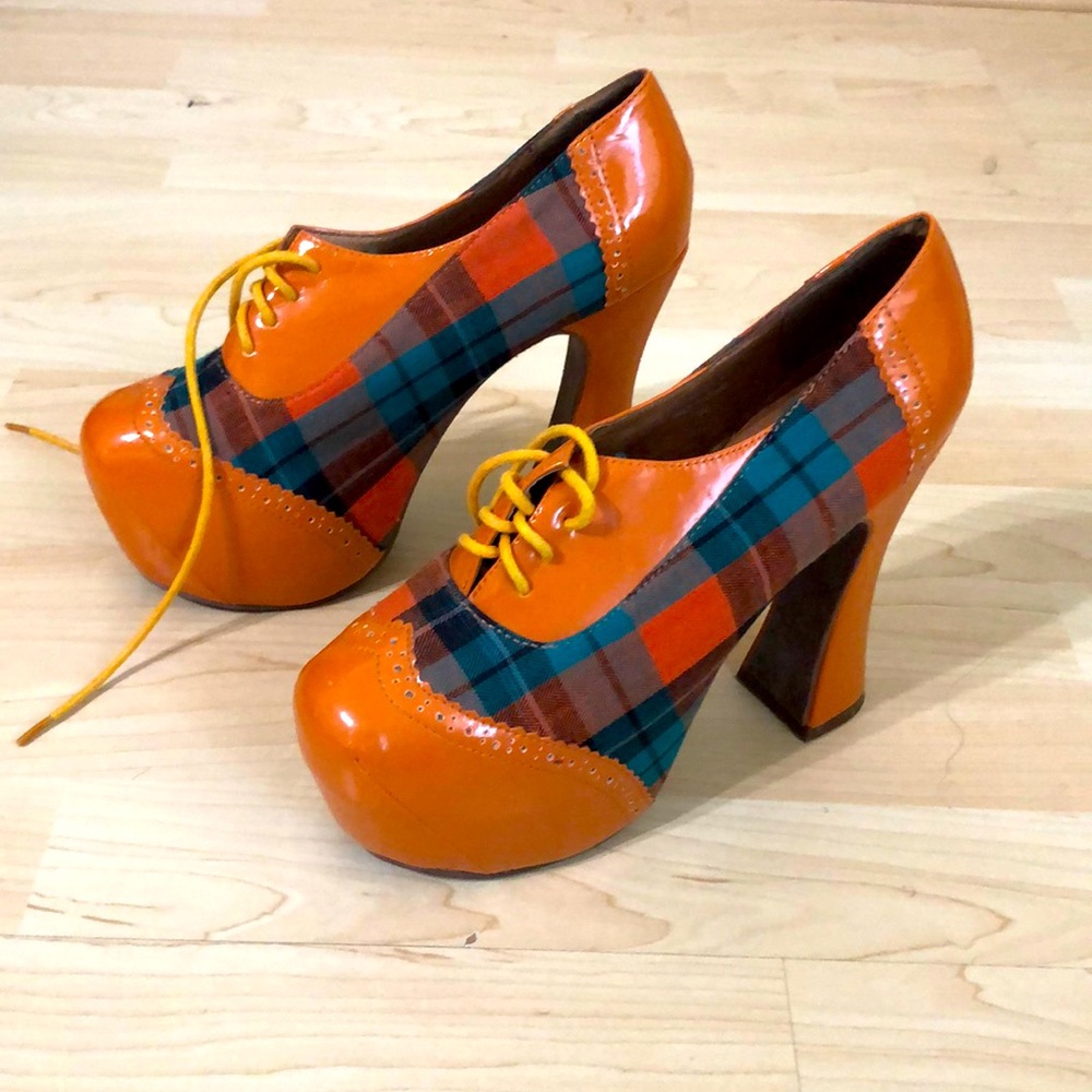 Worn twice!! Jeffery Campbell’s!